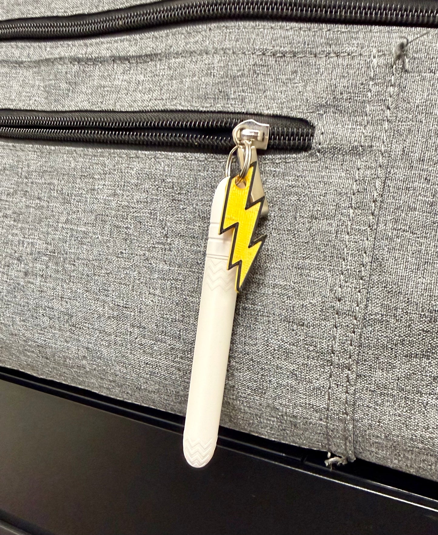 Electric Pop Charm Set - Pocket Pen Pen Keychain Duo